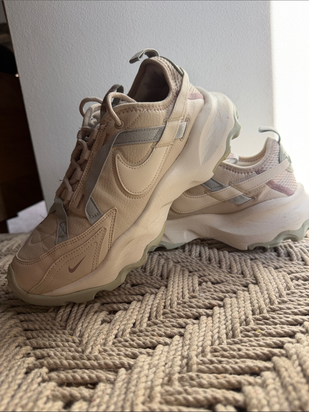 Nike TC 7900 Light Orewood Brown / Taupe Shoes DD9682-102